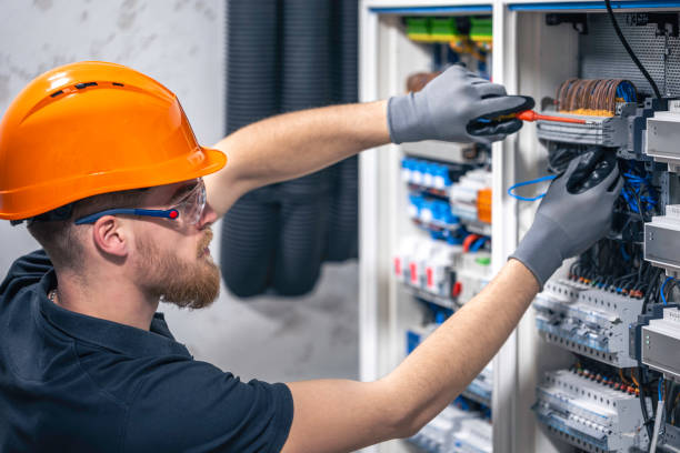 Best Emergency Electrical Repair  in Webster Groves, MO